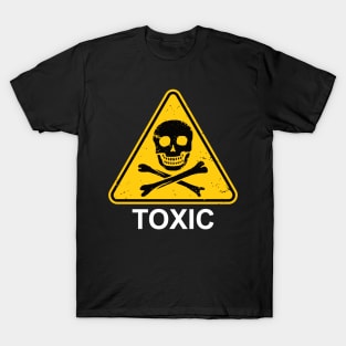 Toxic Sign - Skull & Crossbones T-Shirt